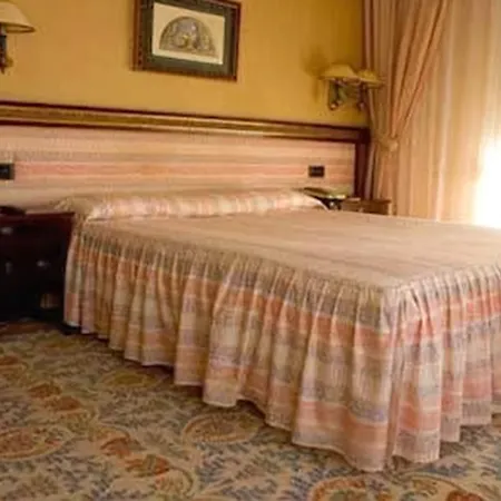 Ξενοδοχείο Begona Park Χιχόν