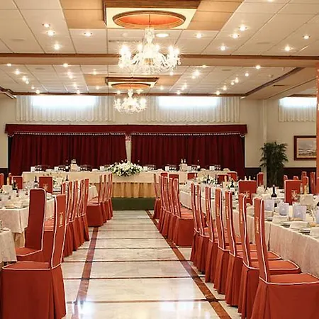 Готель Begona Park 4*