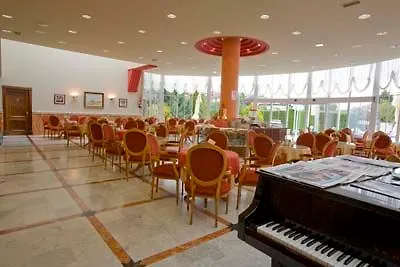 Готель Begona Park 4*